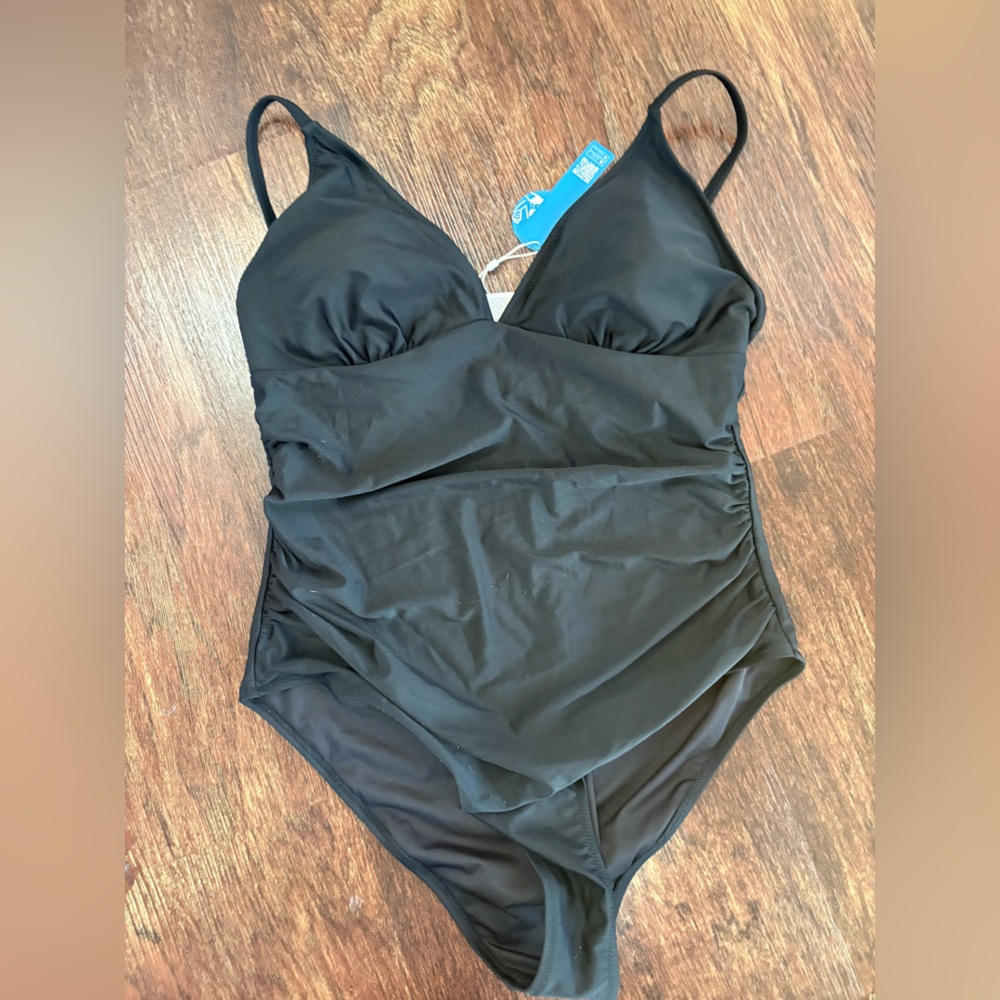 Cupshe Black One Piece Swimsuit NWT Ruched V-Neck Scalloped Back Luxury Size XXL